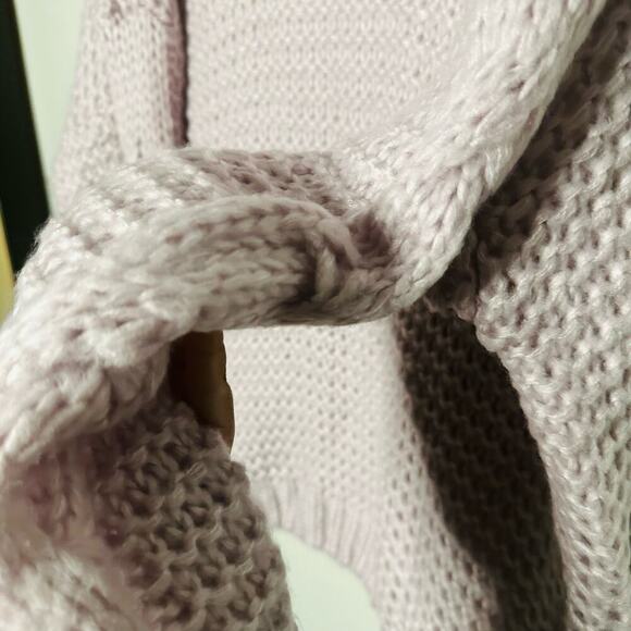 NWT Woven Heart Lavender Chunky Cable Oversized Fluffy Cardigan Sweater size S - Picture 3 of 11
